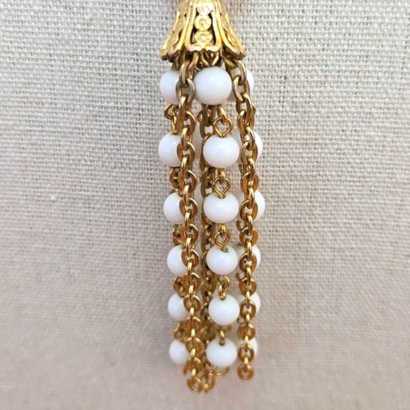 Vintage Gold & White Double Chain Beaded Tassel Necklace - Picture 4 of 6